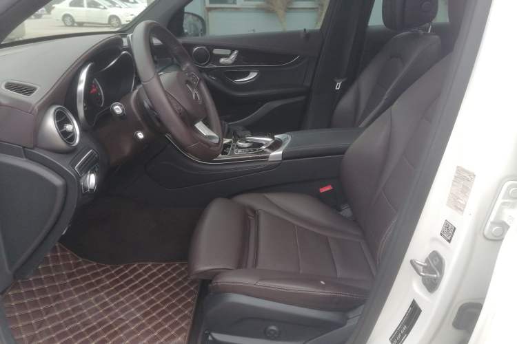 Used Mercedes-Benz GLC 2018 GLC 260 4MATIC Dynamic Edition Left Front Seat