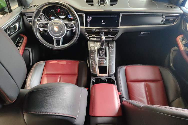 Used Porsche Macan 2018 Macan 2.0T Center Console