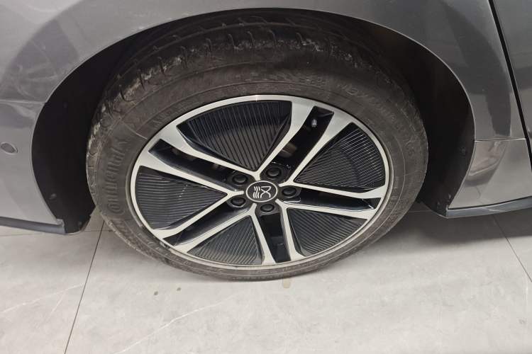 Used BYD Han 2020 EV Long-Range Deluxe Model Exterior 5