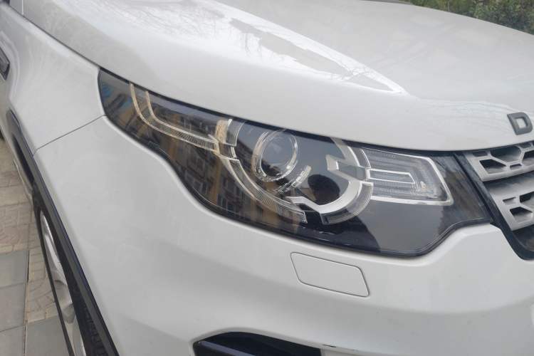 Used Land Rover Discovery Sport 2018 240 PS HSE Version