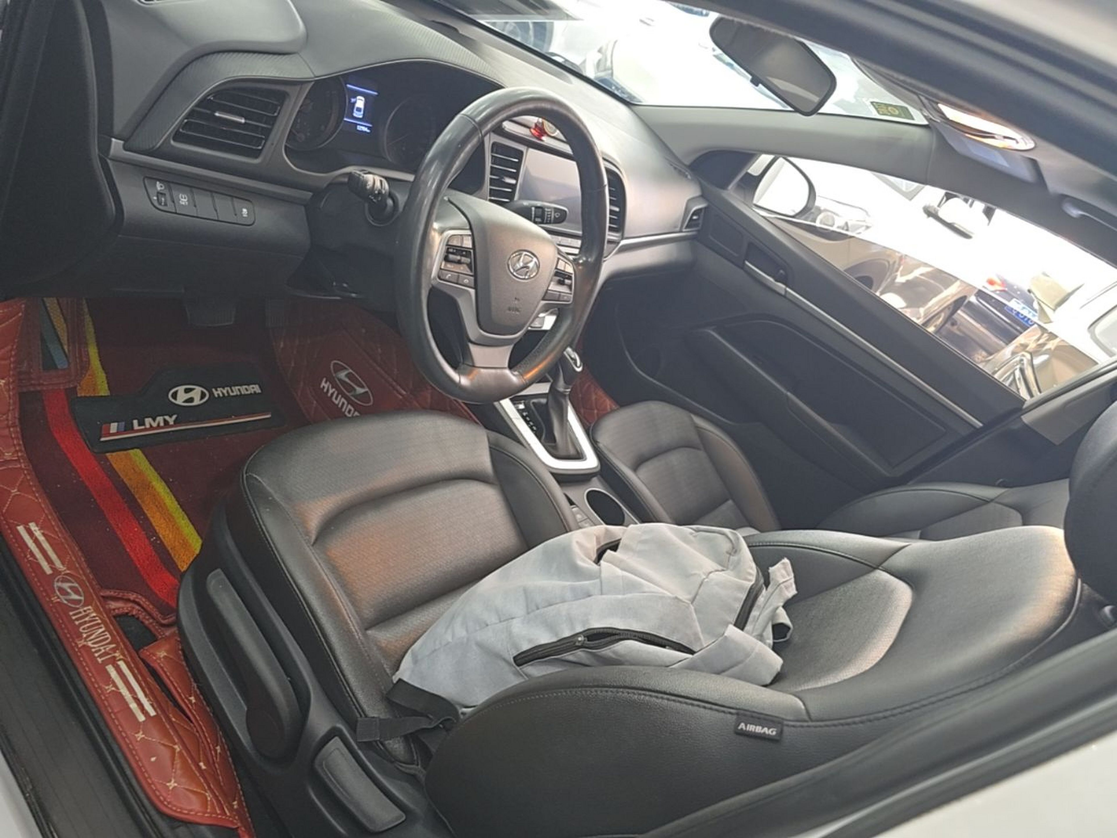 Avant de la voiture