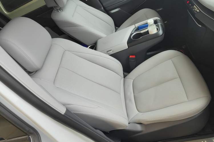 Used Buick GL8 2025 Lu Zun Deluxe Edition