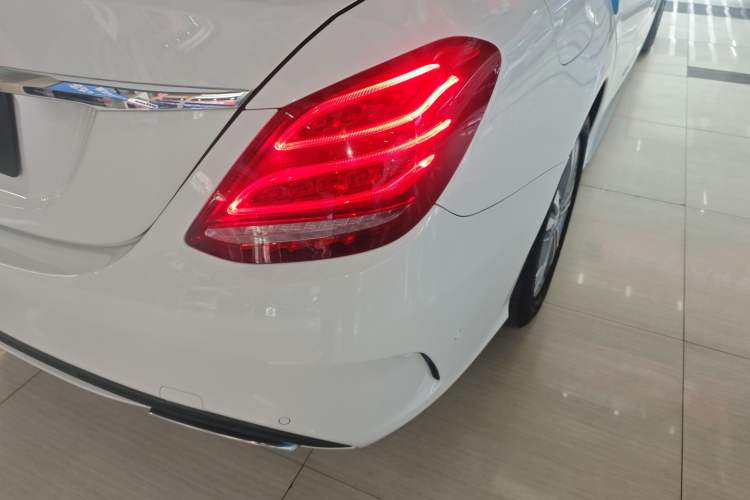 Used Mercedes-Benz C-Class 2017 Facelift C 200 L Sport Edition
