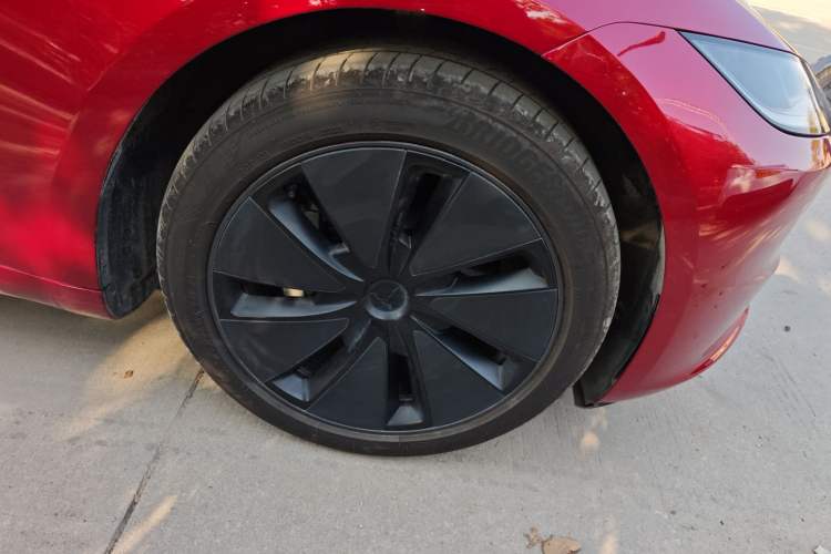 Used Tesla Model 3 2025 Rear-Wheel-Drive Version