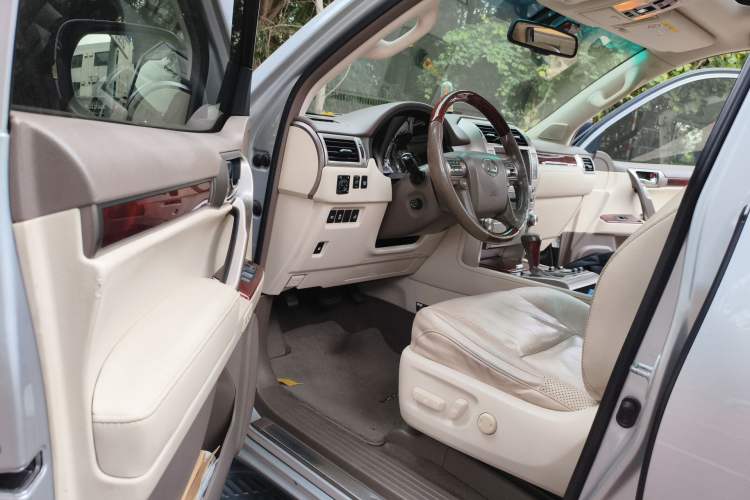 Used Lexus GX 2010 460
