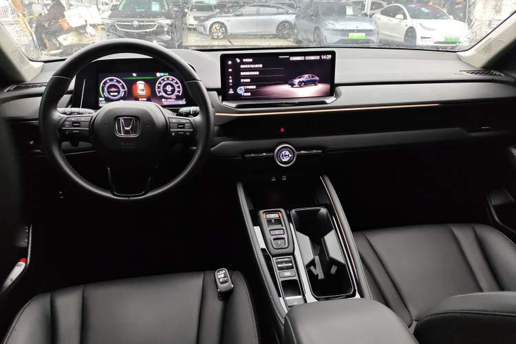 Used Honda Accord New Energy 2023 2.0L ePHEV Luxury Edition Center Console