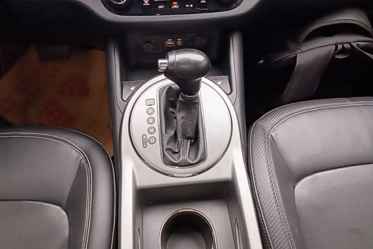 Used Kia Sportage R 2016 2.0L Automatic Two-Wheel Drive DLX
