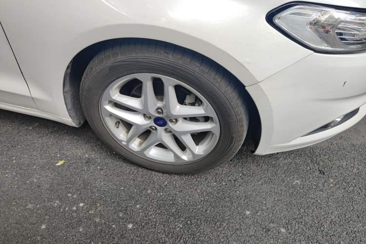 Used Ford Mondeo 2013 2.0L GTDi240 Flagship Edition
