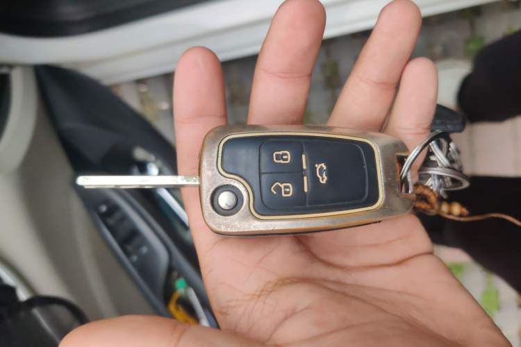 Used Buick GT 2017 15N Automatic Elite Version Vehicle Key