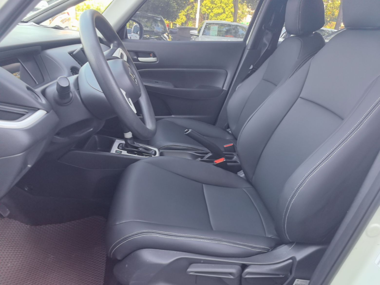 Interno anteriore