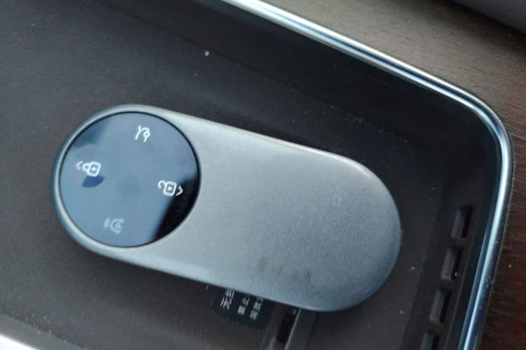 Used Hima AITO M9 2024 Range-Extended Ultra Version 52 kWh 5-Seater Model