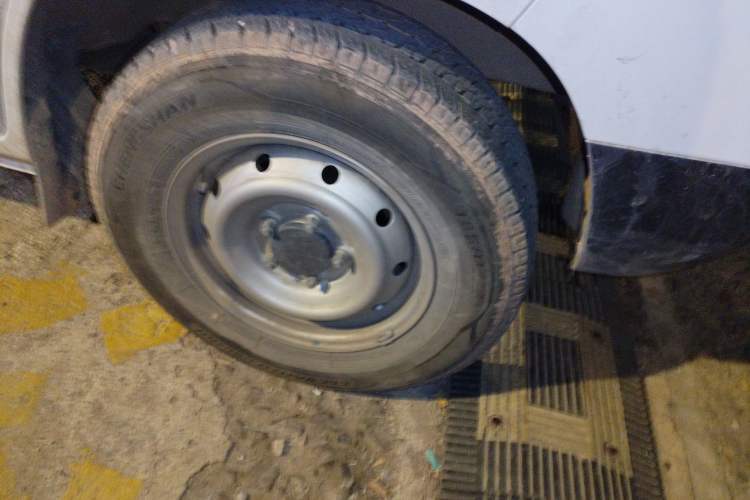 Used Karry Jiangtun E5 2025 Model Economy Edition—36.8 kWh, 6-seater
