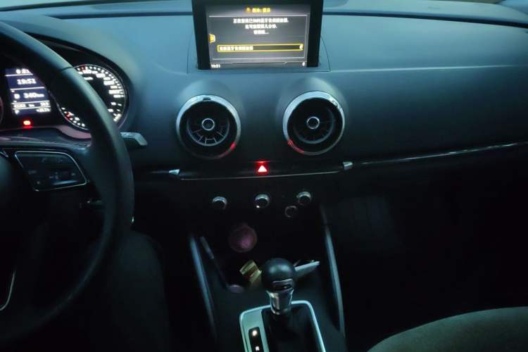 Used Audi A3 2019 Sportback 35 TFSI Fashion Edition China V