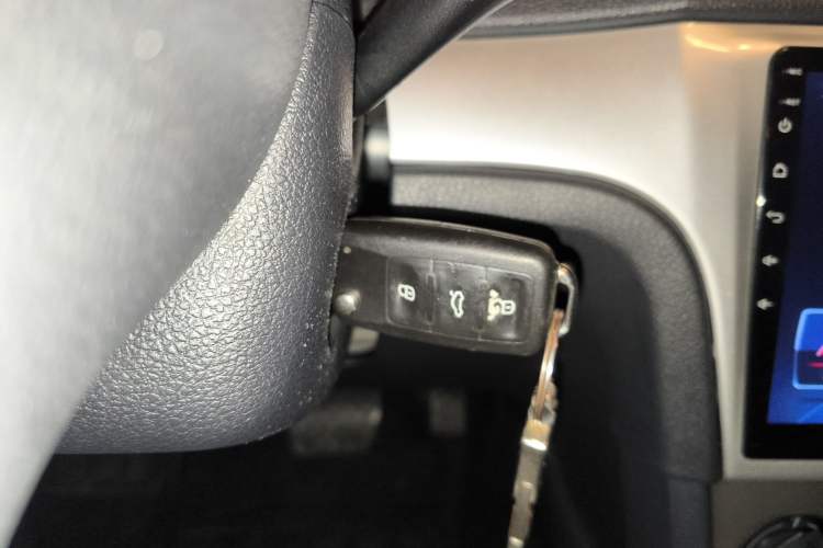 Used Volkswagen Lavida 2013 Revised Version 1.4 TSI DSG Comfort Edition Vehicle Key