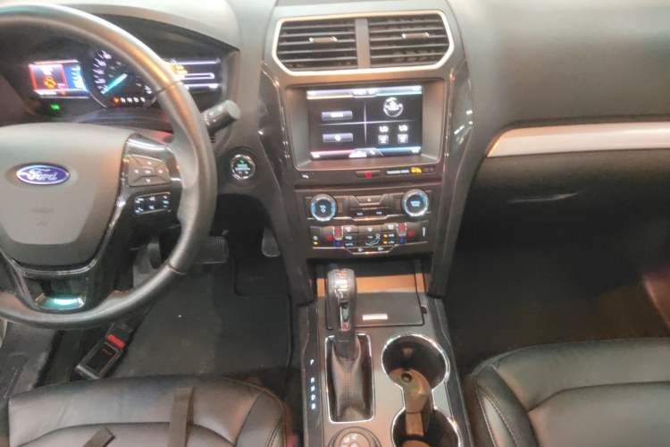 Used Ford Explorer  Gear Lever