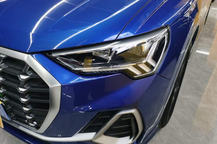 Used Audi Q3 2019 35 TFSI Fashion Dynamic Model
