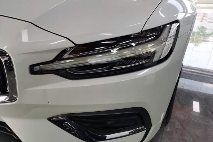 Used Volvo S60 2021 T4 Zhiyuan Luxury Edition Left Front Headlight