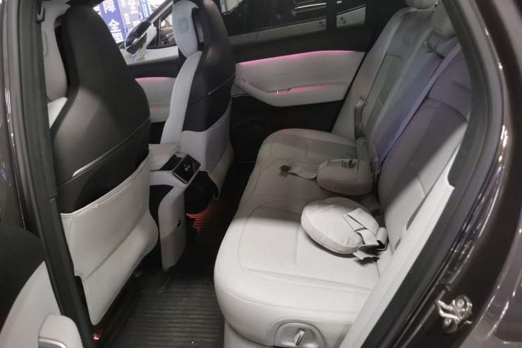 Used Nio ES6 2024 75 kWh Left Rear Seat