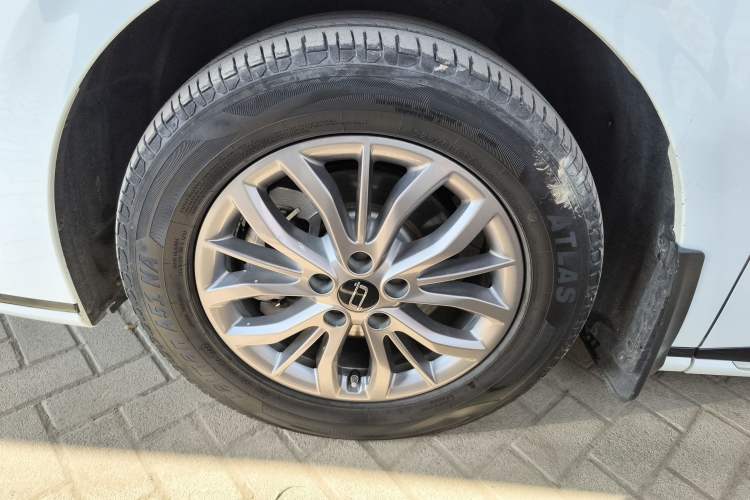 Used Bestune M9 2023 2.0T Ultimate Edition