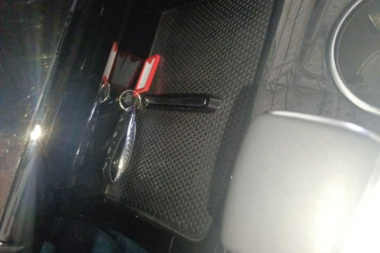 Used Hongqi HS3 2023 1.5T Two-Wheel Drive Shanwei Edition Interior 1