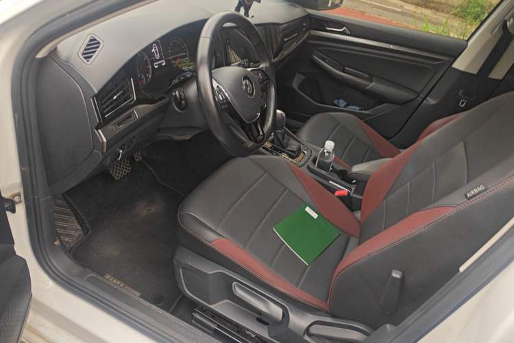 Used Volkswagen Bora 2019 1.5L Automatic Elite Version Left Front Seat