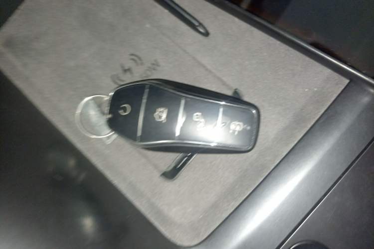 Used BYD Song L EV 2025 Intelligent Driving Version 662 km LiDAR Excellence Edition