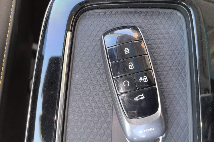 Used AION V 2022 Plus 70 Smart Edition Ternary Lithium Interior 1