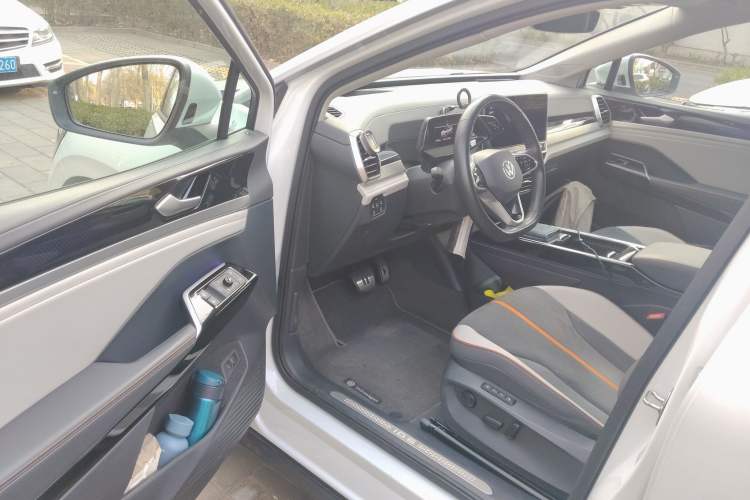 Used Volkswagen ID.6 CROZZ 2021 Revised Version Long-Range PRO Edition