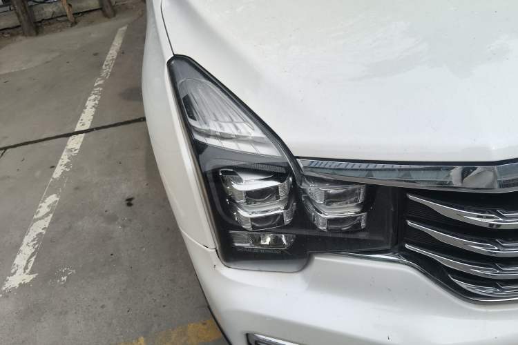 Used GAC Trumpchi GS8 2017 320T Two-Wheel Drive Luxury Smart Connectivity Version (7 Seats)
