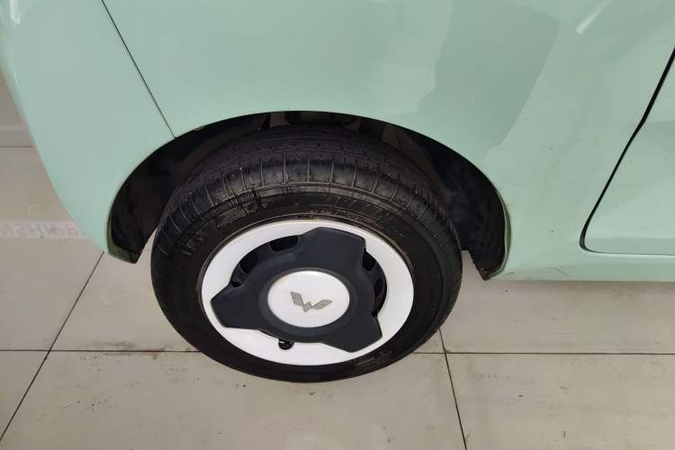 Used Wuling Hongguang MINIEV 2022 Macaron Premium Model – Lithium Iron Phosphate