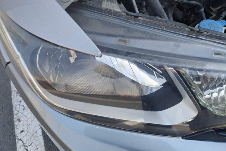 Used Honda Fit 2014 1.5L SE CVT Fashion Model Right Front Headlight