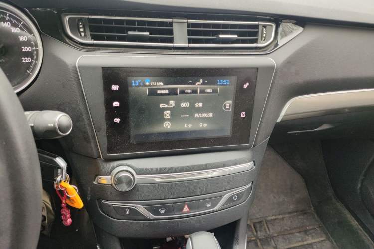 Used Peugeot 408 2014 1.8L Automatic Luxury Edition Audio And AC Panel