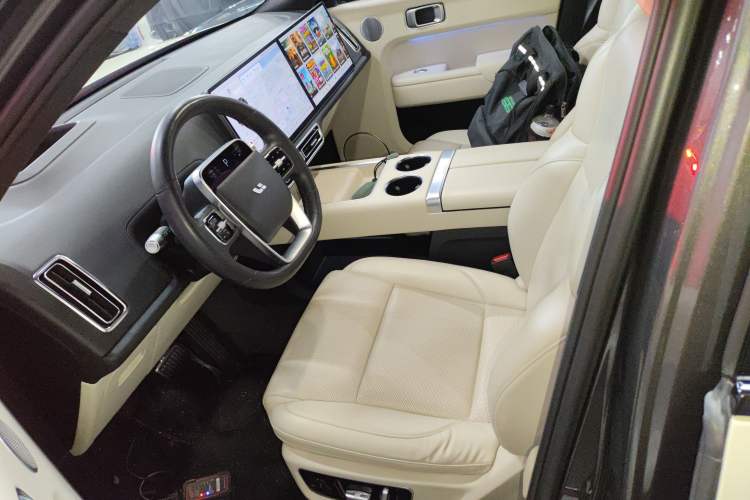 Used Li Auto L8 2023 Max model
