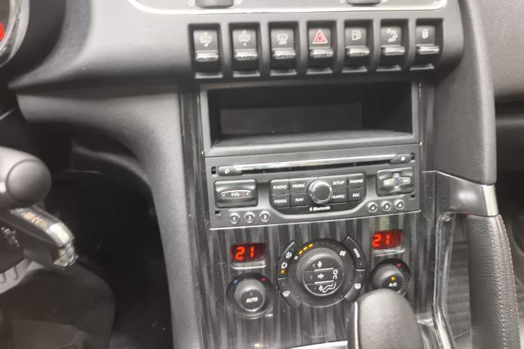 Used Peugeot 3008 2013 1.6THP Automatic Prestige Edition