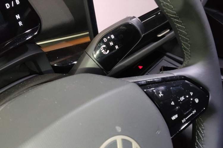 Used Volkswagen ID.UNYX 2024 Pro Long-Range Version