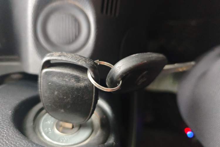 Used CHANGAN OSHAN X70A 2019 1.5L Manual Basic Version China VI Standard
