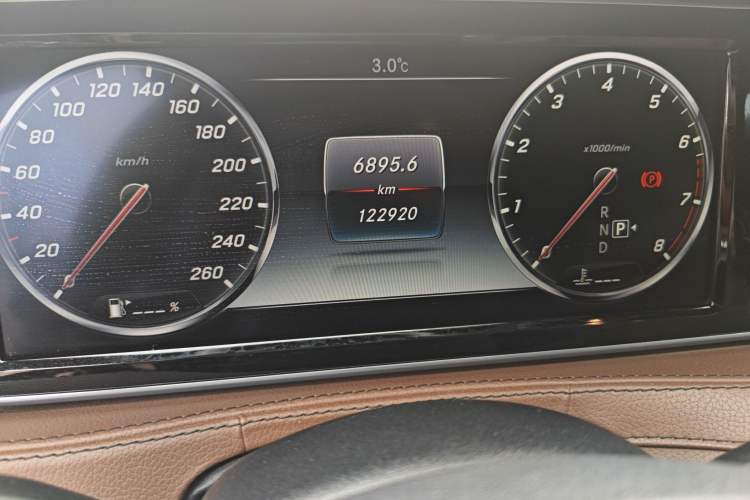 Used Mercedes-Benz S-Class 2014 S 320 L Business Model