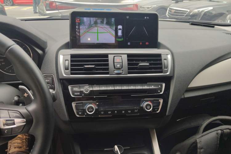 Used BMW 1 Series 2015 120i Leading Model Audio And AC Panel