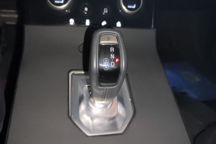 Used Land Rover Range Rover Evoque 2021 Range Rover Velar 249 PS R-Dynamic S Performance Edition