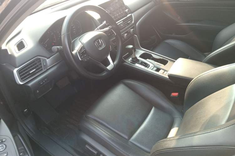 Used Honda Accord 2018 260TURBO Elite Edition China VI Left Front Seat