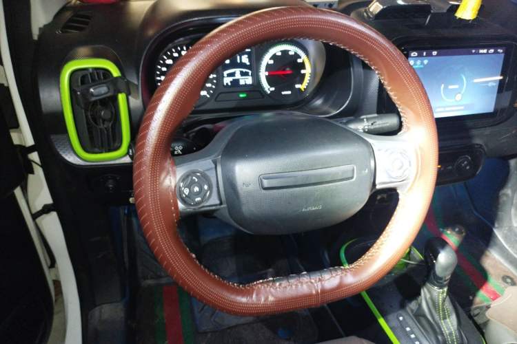 Used Roewe Clever 2020 Urban Style Edition Steering Wheel