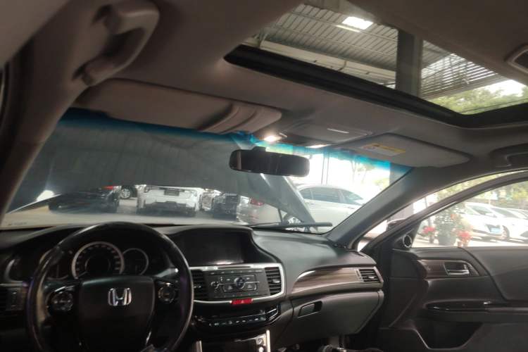 Used Honda Accord 2016 2.4L Comfort Edition Headliner