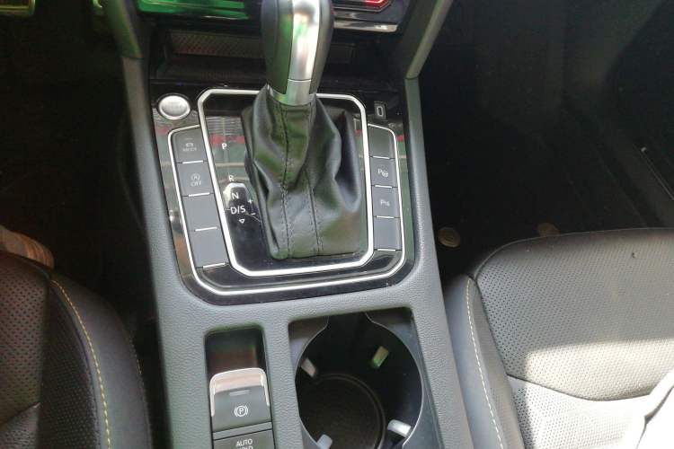 Used Volkswagen FAW-Volkswagen CC 2021 380TSI Striking Edition
