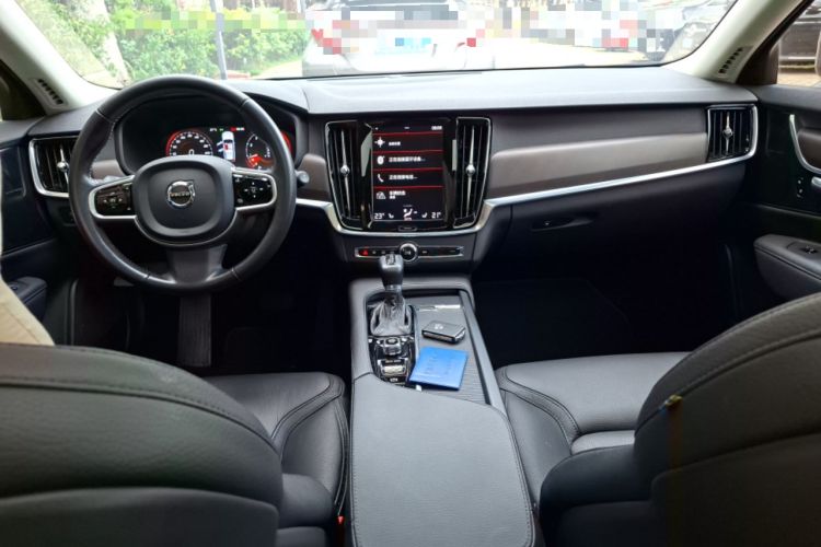 Used Volvo V90 2020 Facelifted Cross Country T5 AWD Zhiyuan Edition Center Console