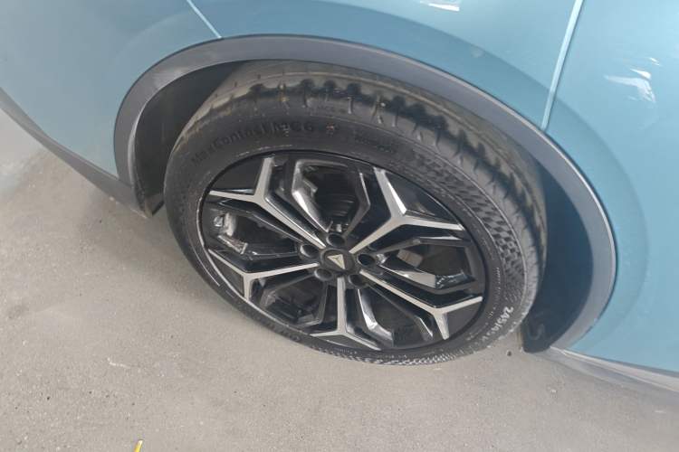 Used Deepal L07 2025 230 Ultra Qiankun Intelligent Driving ADS SE Range-Extended Version
