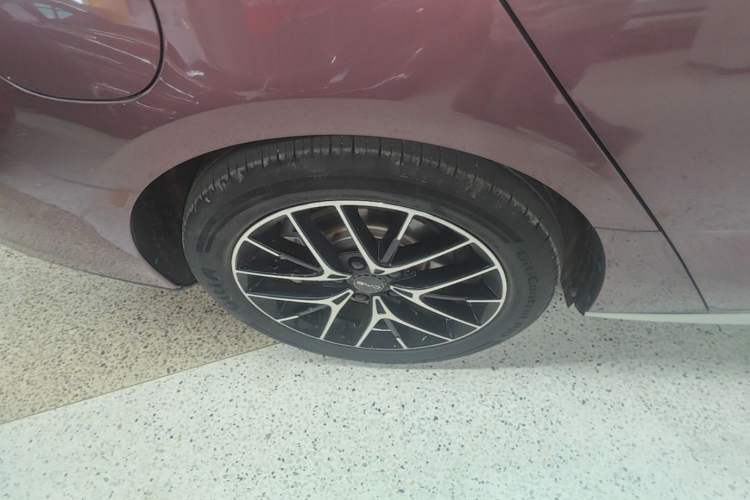Used BYD Seal 2023 DM-i 1.5L 121km Prestige Model
