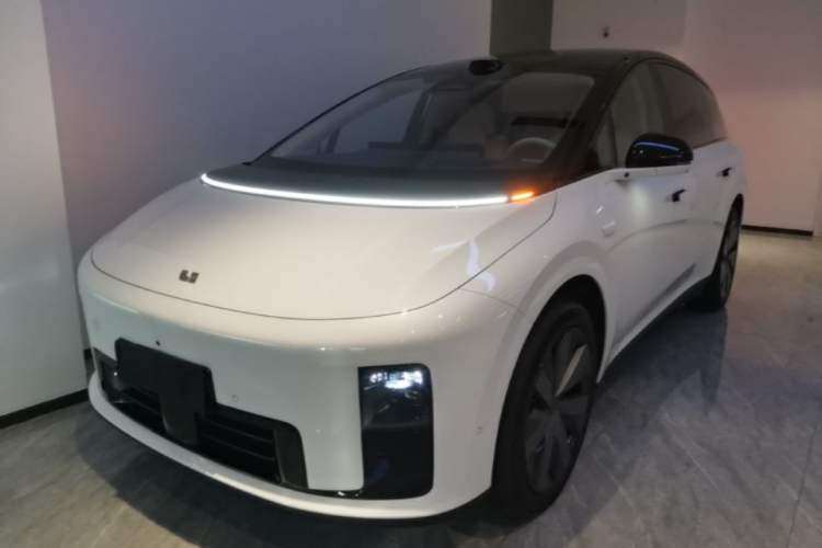 Used Li Auto i8 2025 Model Standard Version