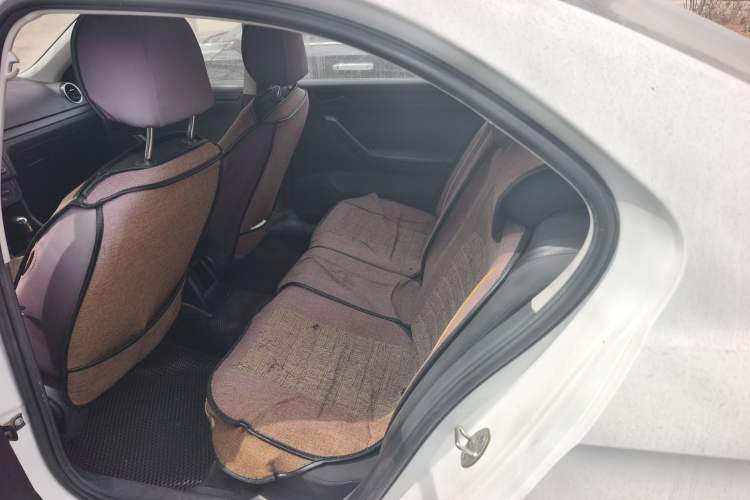 Used Volkswagen Jetta 2019 Dream Edition 1.5L Automatic Fashionable Version Left Rear Seat