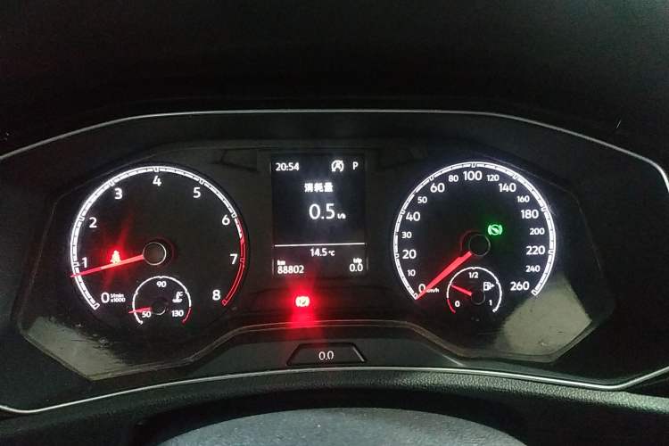 Used Volkswagen T-ROC 2018 280TSI DSG Two-Wheel-Drive Comfort Version China V Standard