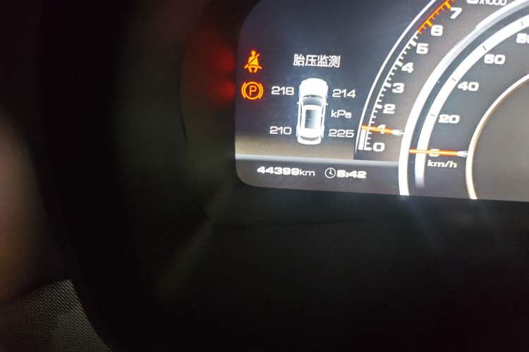 Used Wey VV7 2017 2.0T Flagship Model
